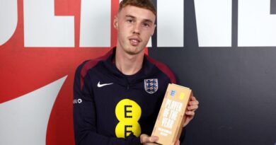 talented star has been honored as the 2023/24 England Men’s Player of the Year.